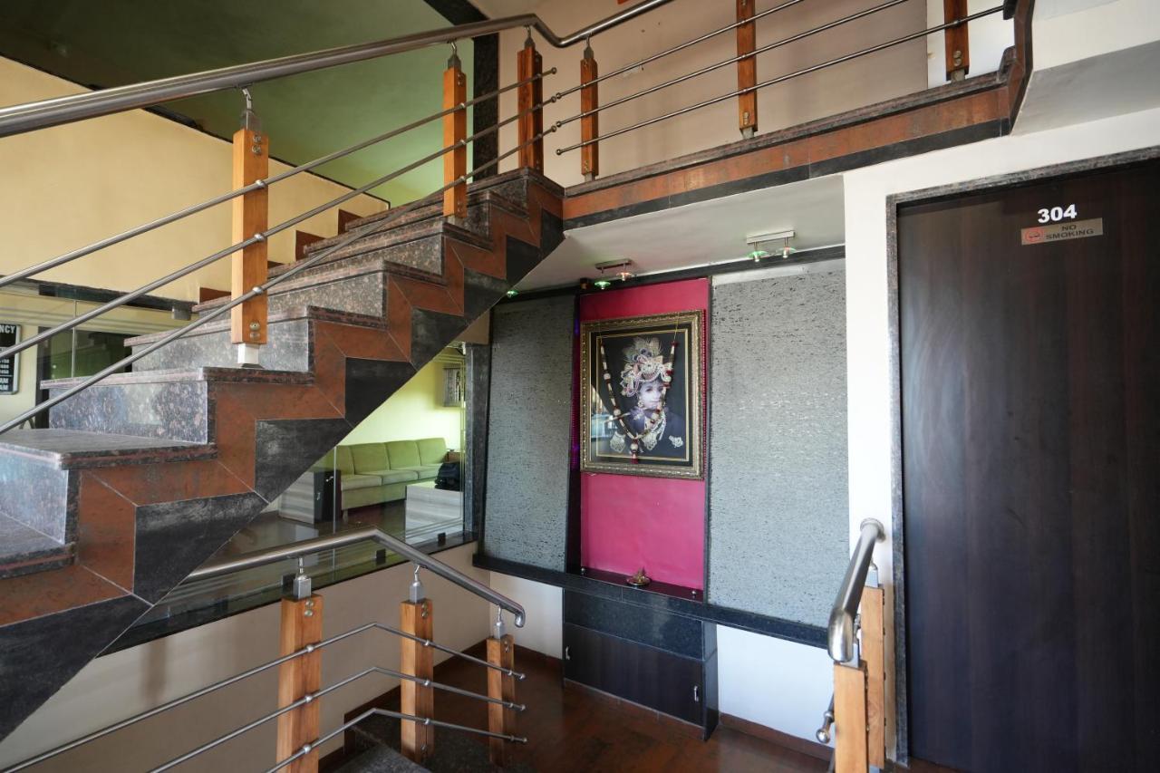 Hotel Ravi Residency Nadiād Eksteriør bilde